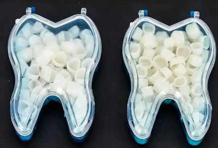 Coronas delanteras y traseras Dientes temporales Frenos Corona dental